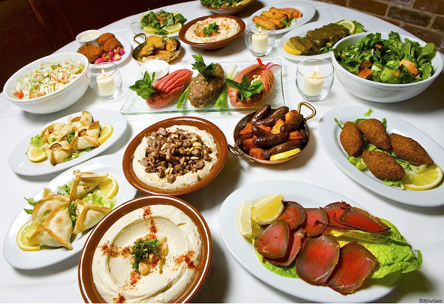Какие блюда есть в ресторане. Национальная кухня Ливана. Мезе в Ливане. Марокко мезе. Мезе ОАЭ.
