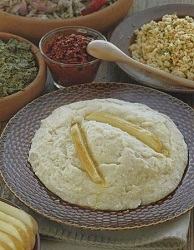 Ашларкунта – мамалыга, заправленная ореховым маслом