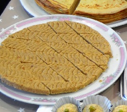 Тамина - алжирская сладость с финиками на манке
