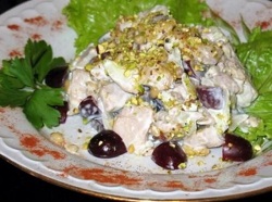 Салат из курицы по-азербайджански