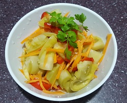 Салат из зеленых помидоров с морковью