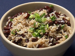 Красная (черная) фасоль с рисом