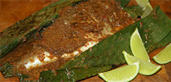 Mok pa (мок па) — рыба, тушеная в банановом листе