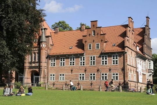 Замок Бергедорф