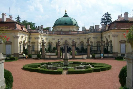Замок Бухловице