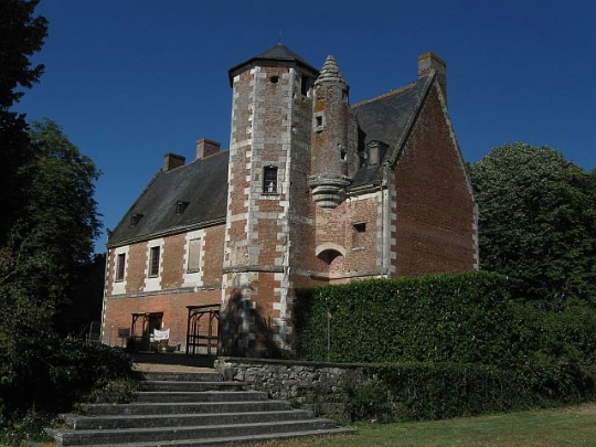 Замок Плесси-ле-Тур